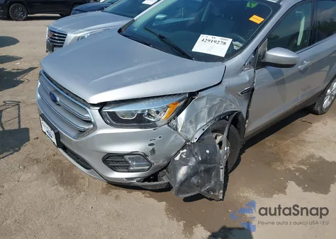 2017 Ford Escape Se z USA, uszkodzony, nr VIN 1FMCU0GD5HUE03434